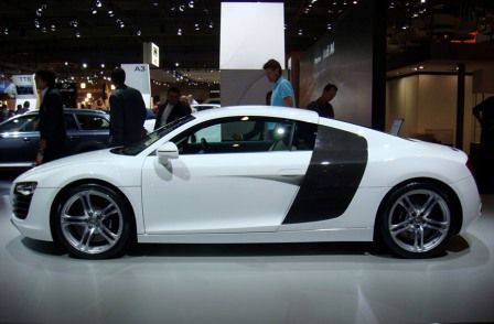 R8 2
